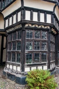 16th century bay window