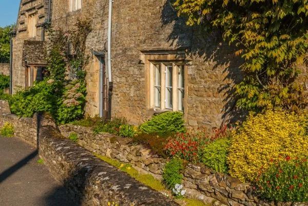 17th-century Cotswold stone cottages