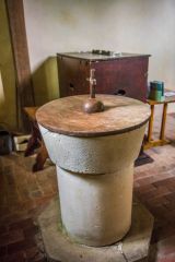 The simple Norman font