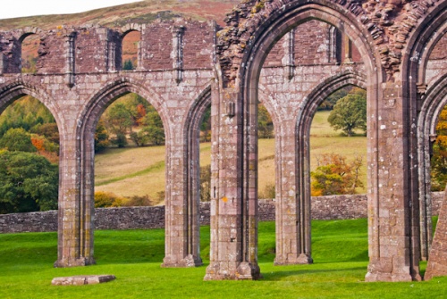 Llanthony Priory