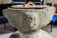 Another look at the 12th-century font