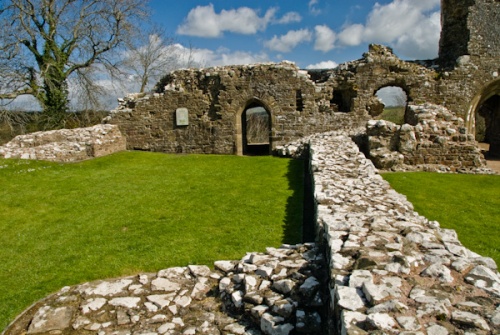 Llawhaden Castle