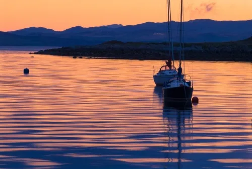 Dawn colours, Lochranza