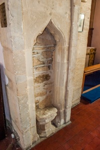 Blocked statue niche, south nave pillar