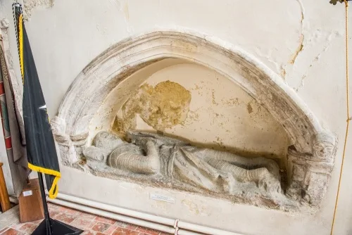 Medieval effigy of a knight, All Saints Church