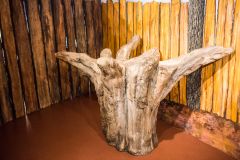 Model of the Seahenge tree stump