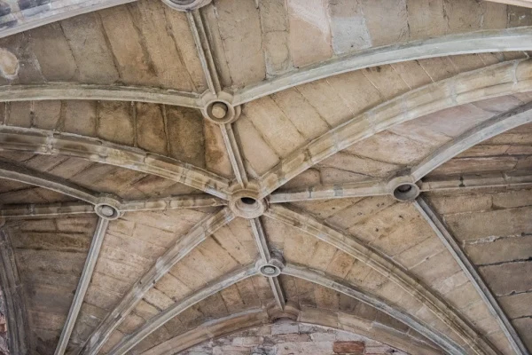 15th-century vaulting under the archway