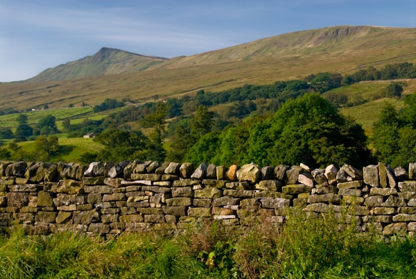 Stone walls at Mallerstang, Eden Valley