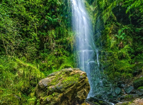 Mallyan Spout Waterfall