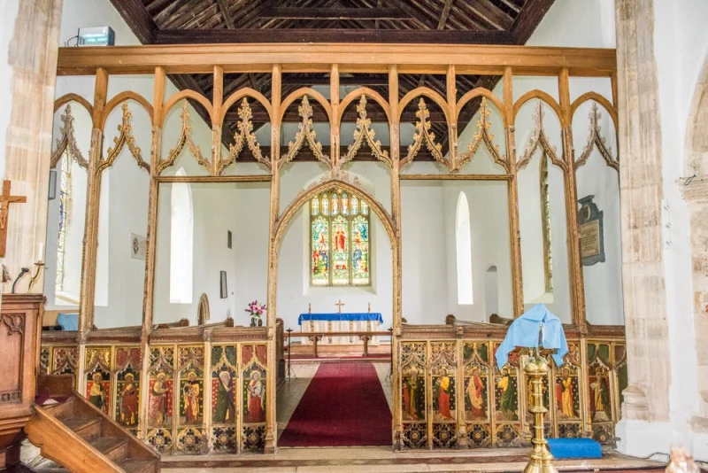 The late medieval chancel screen