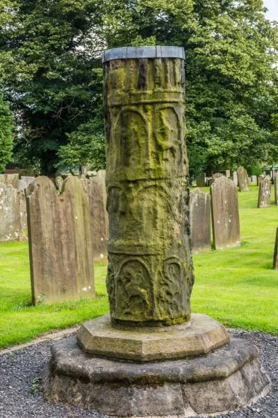 The 9th-century cross shaft