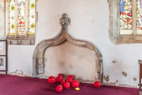14th-century tomb of Isabel de Chauncy