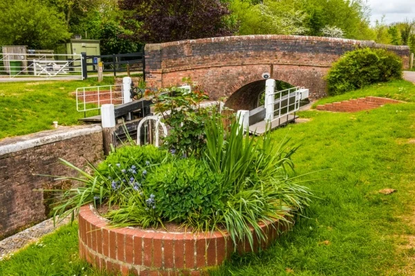 Maunsel Lock and bridge