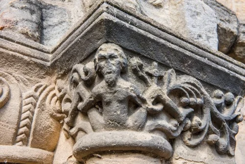 12th-century luxuria carving