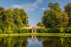 'The Birdcage' in Melbourne Hall gardens