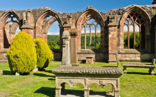 A table tomb in the churchyard
