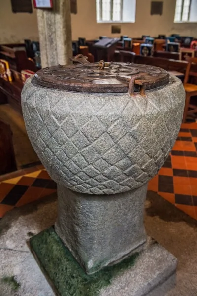 The 13th century font