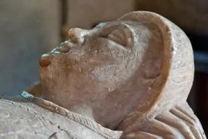 Alabaster effigy of Baron Lovell