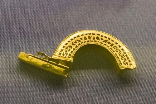 The Roman golden fibula, c. AD 303
