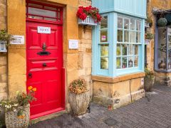 Shop fronts on High Street
