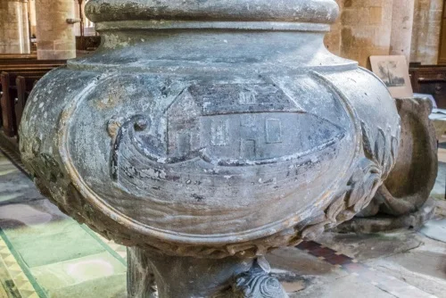 Noah's Ark on the Adam & Eve font