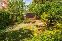 The quiet back garden