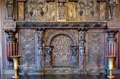 Elizabethan carved mantlepiece