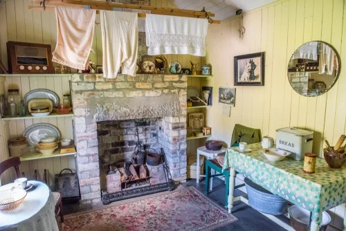 Inside Daluaine Summerhouse