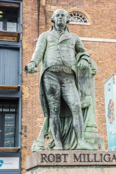 Robert Milligan statue