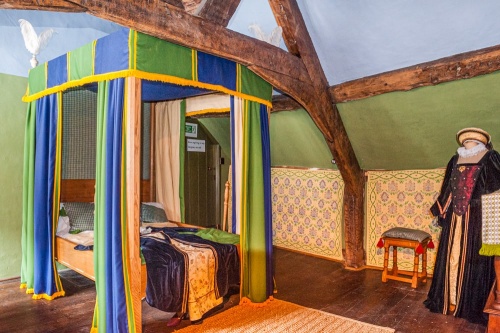 The Jacobean bedchamber