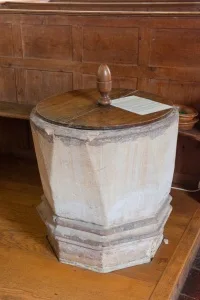 The very simple 15th century font