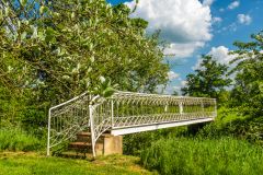 A lovely footbridge over the River Thame