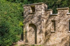 Newark Park, The Sham Castle folly