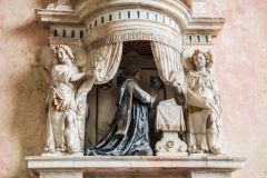 Margaret Pope monument, 1624