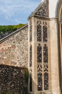 Flint flushwork detail, gateway buttress