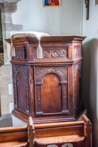 The 17th-century pulpit