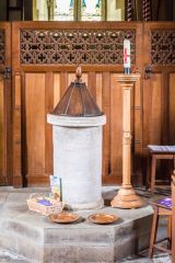 Another view of the 1672 font