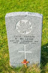 Nunton Chapel (Teampall Mhuire), WWI grave in the churchyard