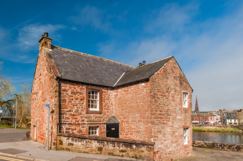 Old Bridge House Museum, c. 1660