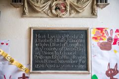 Elizabeth Elford memorial, 1720