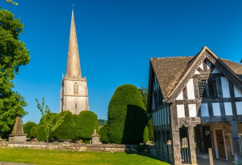 Painswick Gloucestershire Travel Information