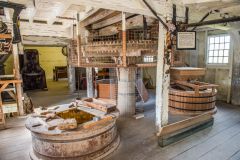 The first floor with millstones