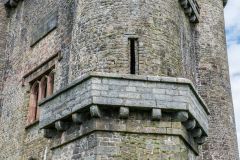 A projecting parapet