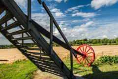 The tail ladder and pole