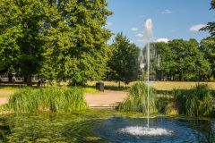 A fountain a quiet pool