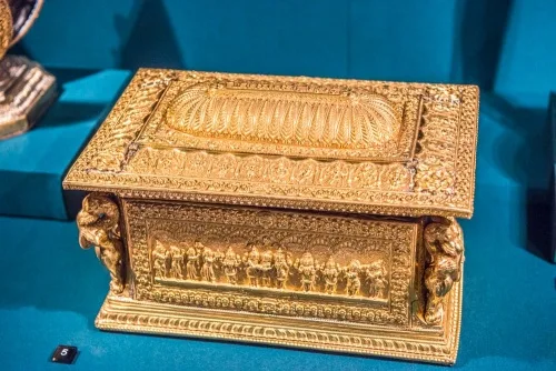 Address casket given to the Prince of Wales, 1875