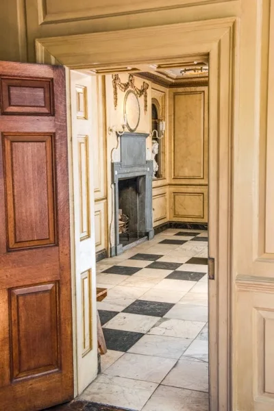 The elegant Georgian interiors