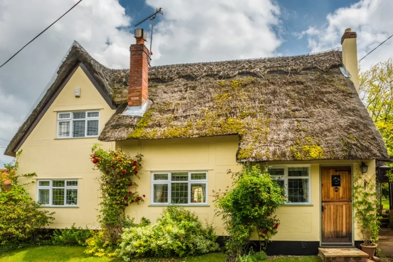 A thatched cottage on Half Moon Street