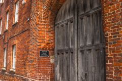 Roper Gate, A closer view of the gate