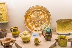 17th/18th century English ceramics exhibit